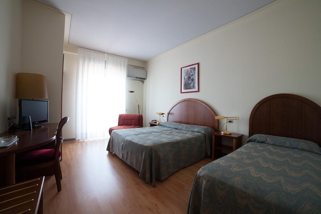Albergo Miralago Verbania Pokój zdjęcie